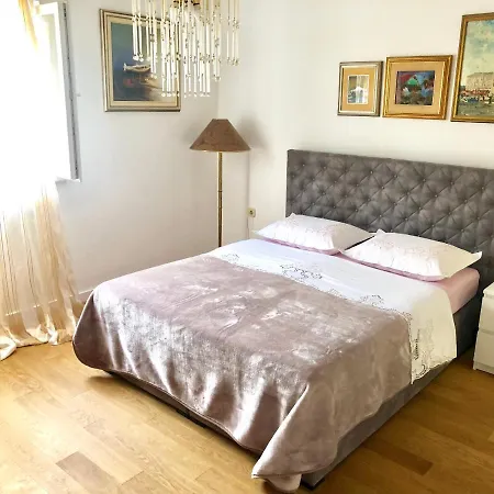 Apartment Dora Split